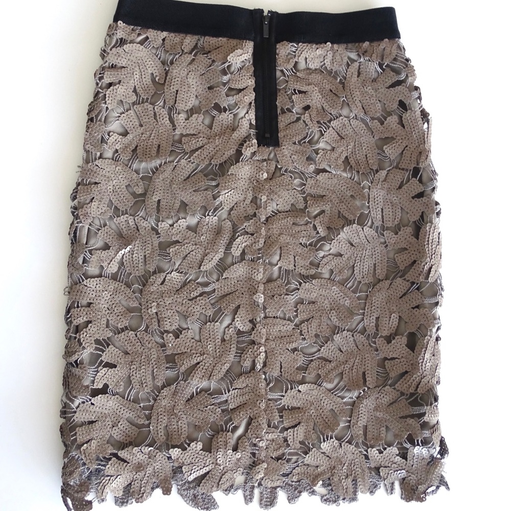 NWOT BCBG Size XS skirt - Picture 2 of 4